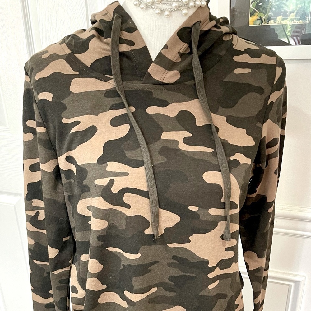 Soho NY&Co Street Camouflage Hooded Sweatshirt Dress, Women's Size XSmall - Picture 1 of 6